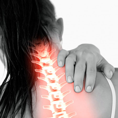 Was tun bei Nackenschmerzen zu Hause?